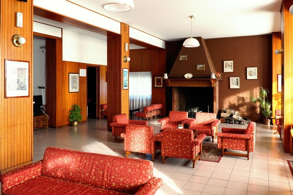 Family Hotel Como リヴィゾンドリ エクステリア 写真